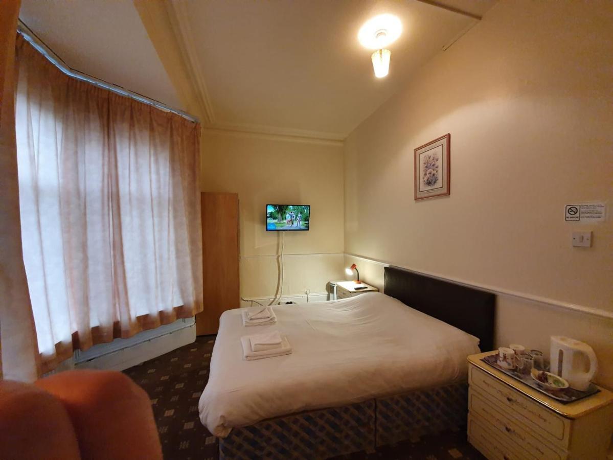 The Handforth Lodge מראה חיצוני תמונה